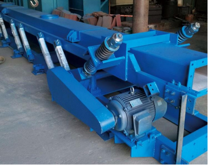 振動（dòng）輸送機結構